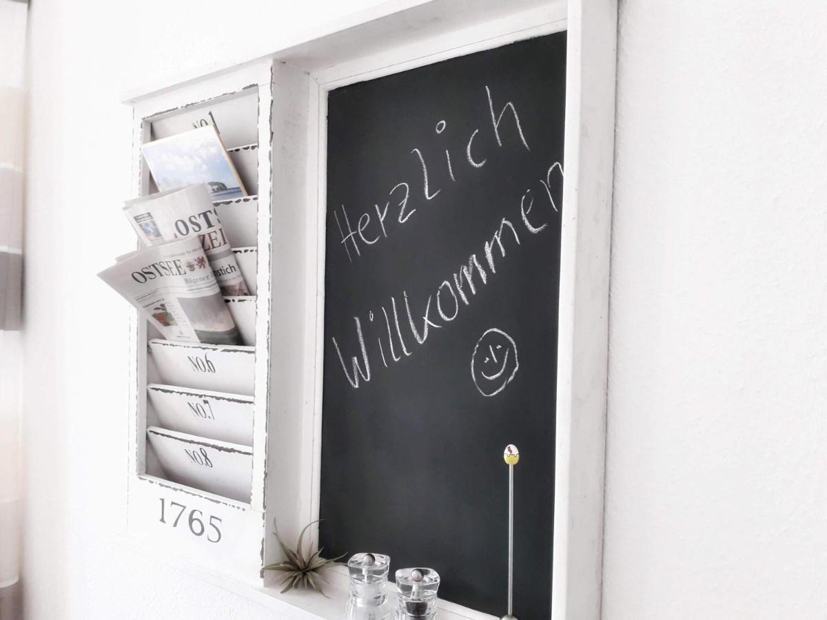 Ferienwohnung Wellenreiter Sassnitz Esterno foto