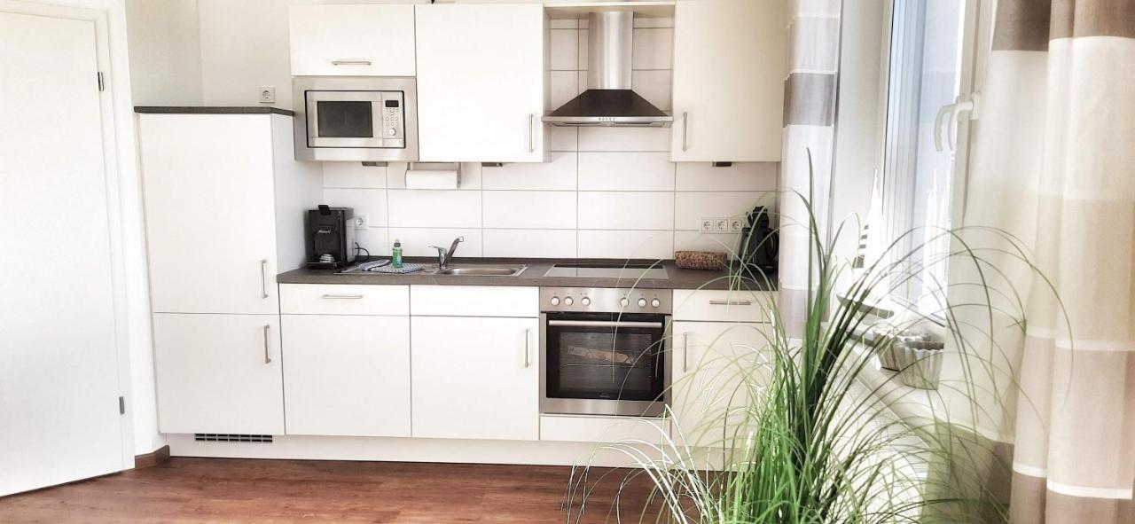 Ferienwohnung Wellenreiter Sassnitz Esterno foto